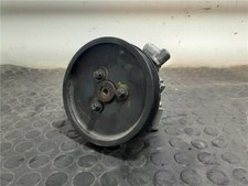 Pompe direction assistée Mercedes 611