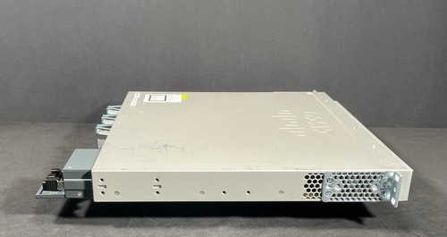 Cisco WS-C3850-48U-L 48 Port UPOE Switch - Same Day Shipping - Picture 4 of 5