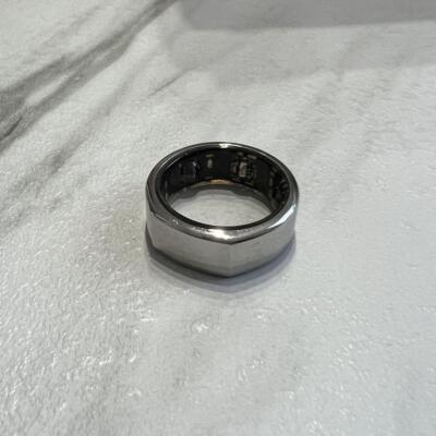 Oura Ring Gen3 Size US 8 Smart Ring - Used Condition Junk | eBay