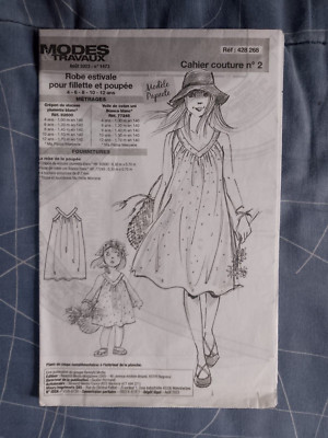 Patron De Couture Pour Vêtements De Poupée – Modes Et Travaux Août 2020 – Complet & Non Découpé