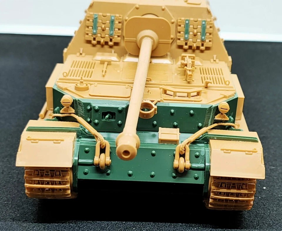 ZVEZDA/ITALERI 1/35 SD.KFZ.184 FERDINAND "COSTRUITO" - Immagine 2 di 4