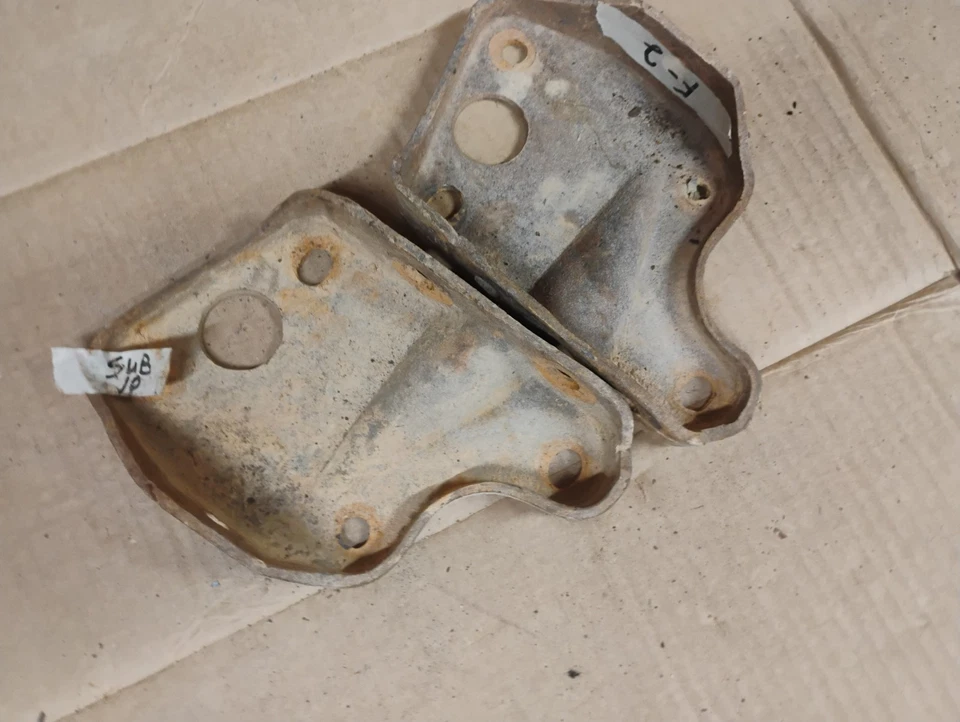 Soportes de refuerzo de soporte de marco c30 OEM para camioneta Chevy GMC 73-87 Foto 2 de 4