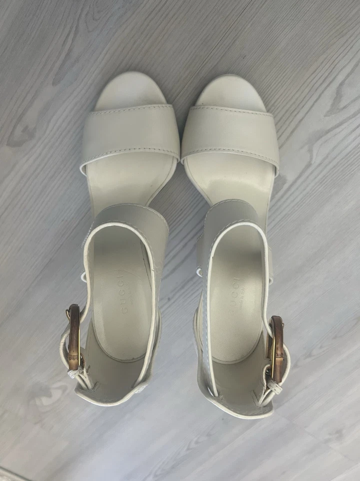 Gucci Lifford Bambú Hebilla Bloque Tacón en Cuero Blanco Talla 39 Foto 2 de 4