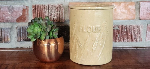 Vintage Hull Pottery “FLOUR” Canister with Lid – Wheat Motif – Yellow Ware