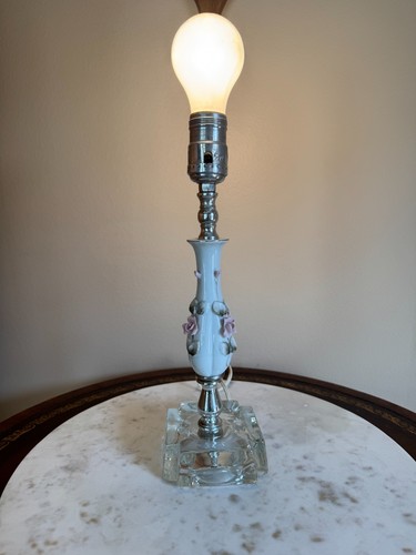VTG Porcelain Hand Painted Rosebud and Leaf Crystal Base Table Lamp