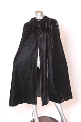 Vintage 40's-50's Long Black Hooded Velvet Opera Cape Cloak Unbranded O/S