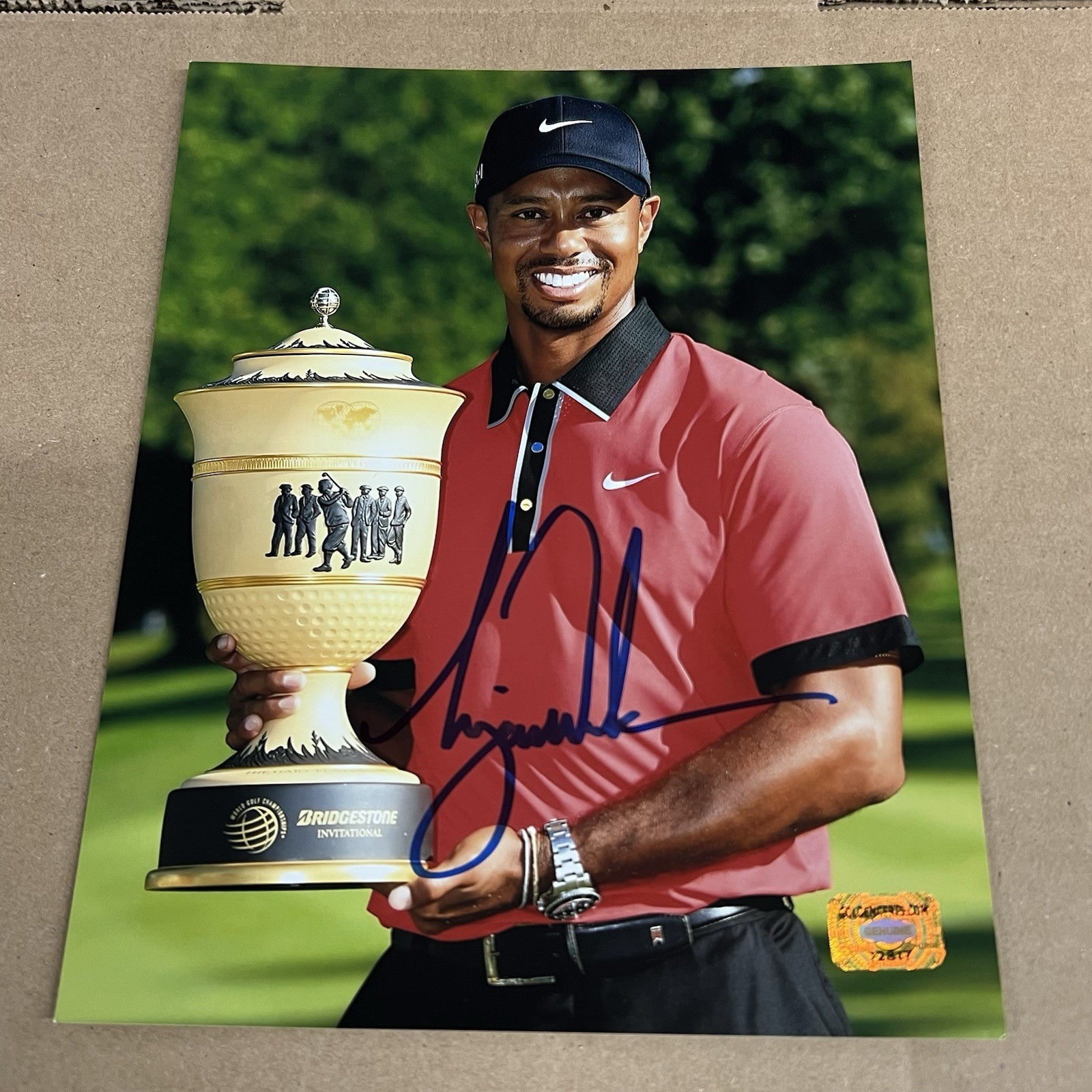 Tiger Woods Autographed Signed 8x10  Photograph w/COA