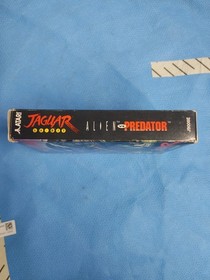 Atari Jaguar Alien vs. Predator Manual Box USA J9008E