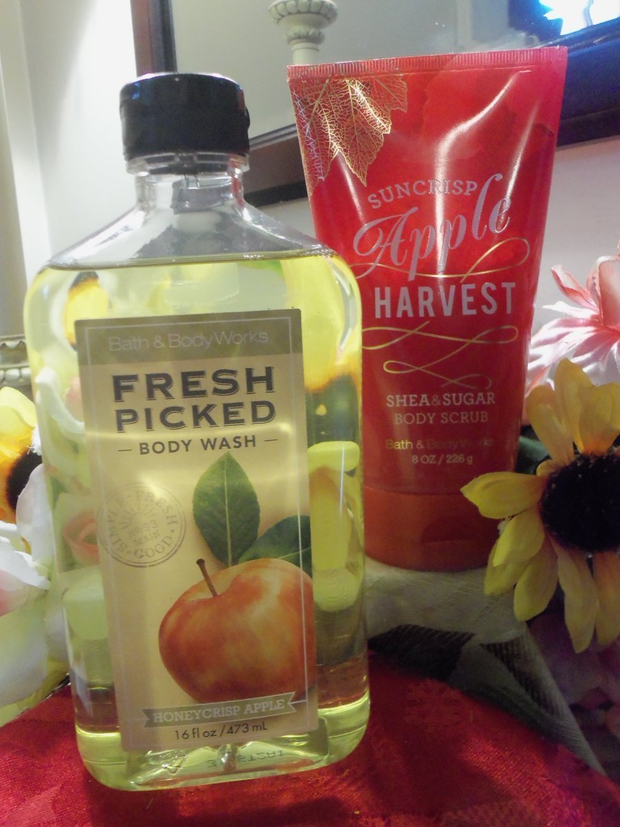 NWT Bath & Body Works Honeycrisp Apple Shower Gel & Suncrisp Apple Shea