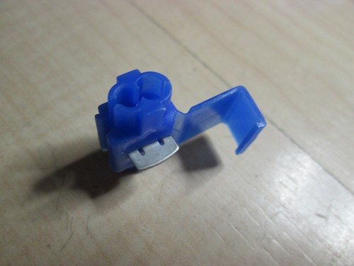 Lot of (25) 3M Scotchlok Blue IDC Tap Connector 18-14 AWG #E64AB - Picture 5 of 7