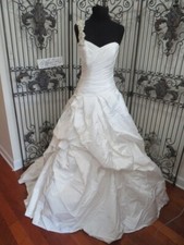 最終値下げEnzoani ONA US4iv 全长Blue by Enzoani 婚纱| eBay