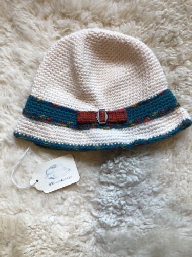 Cute Wool and Acrylic Knit Toddler Bucket Hat w Vintage Shell Buckle Detail - Picture 1 of 6