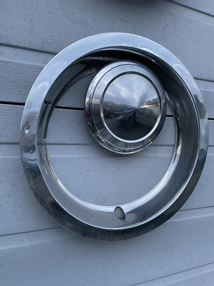 "Chevrolet Vega Monza Rally 1971-77 tapas centrales de rueda y anillo de ajuste 13"" 4 usado" Foto 4 de 4