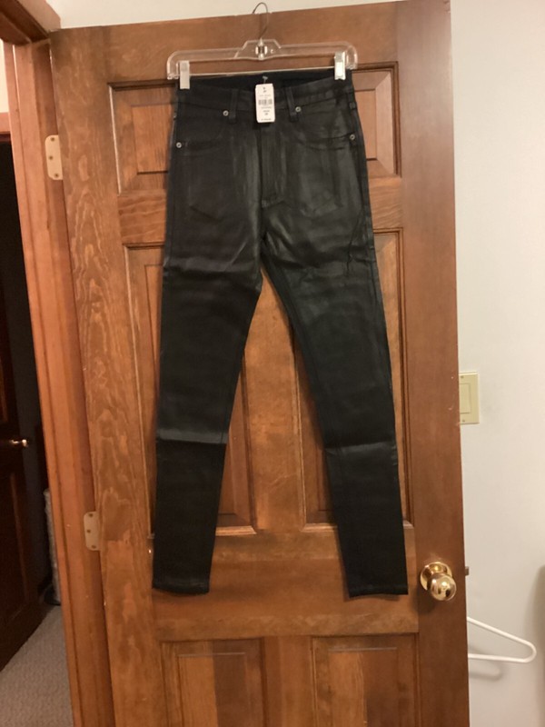 Woman's NWT $228 Carmar 28" Waist Black Rayon Denim High Rise Skinny Jeans