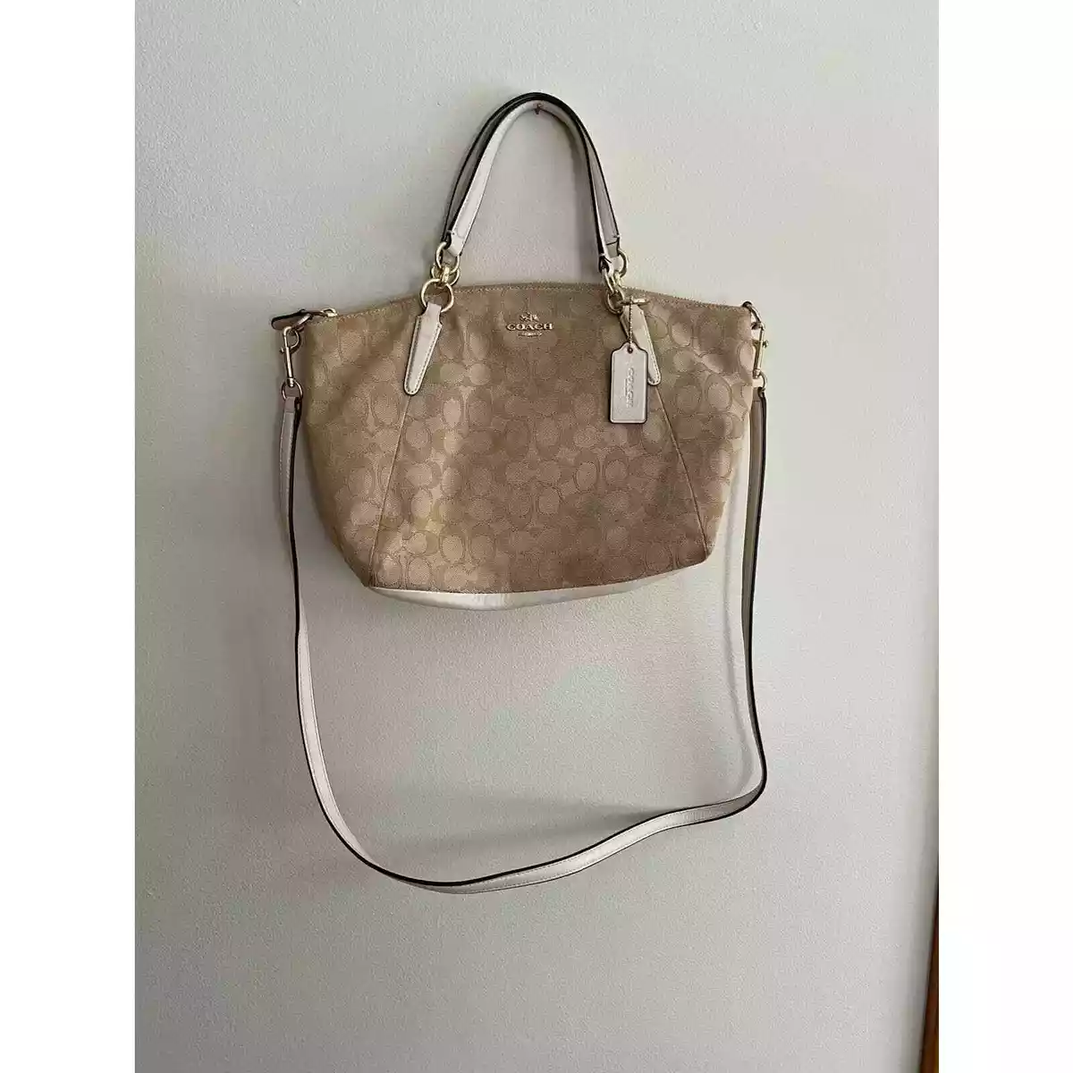 White and tan coach purse sale