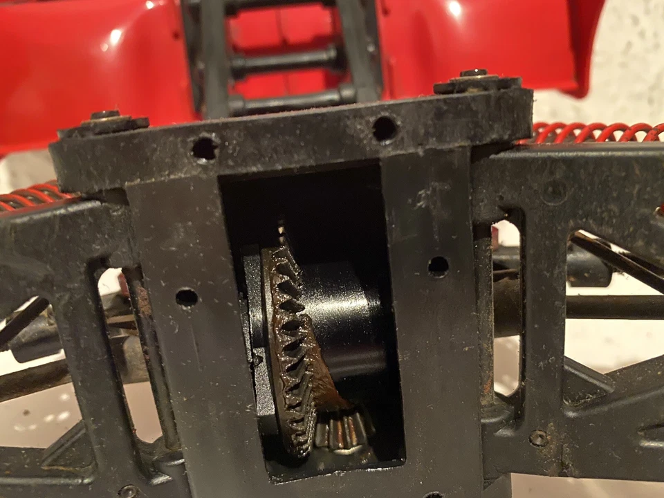 Jamara-Ultra-LX Hinterachse,Differential, Dämpferbrücke-Stoßdämpfer-Radträger - Bild 4 von 4