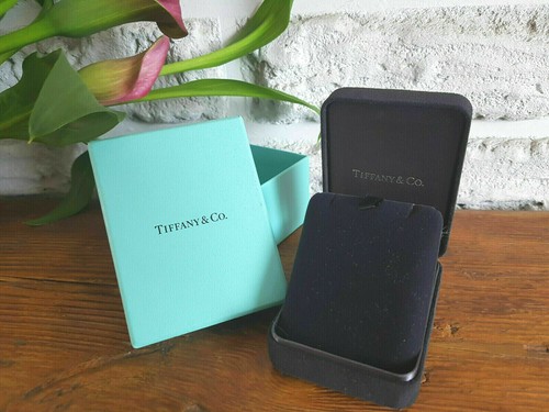 Black Velvet Presentation Necklace Box 