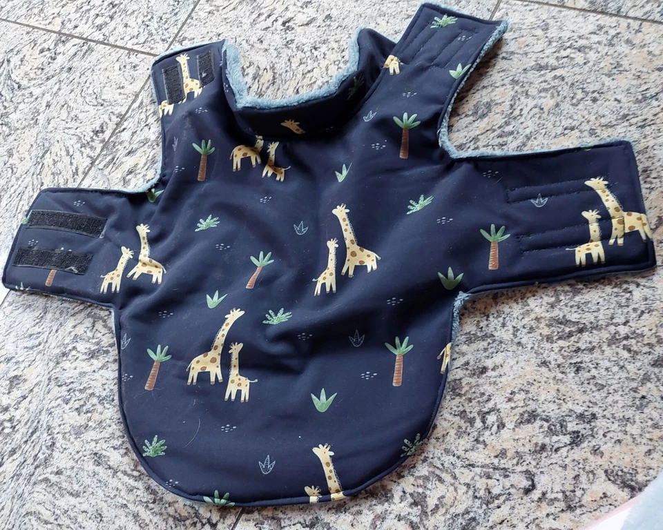 Hundemantel aus Softshell, Regenmantel Hunde gefüttert  Hundekleidung warm - Bild 4 von 4