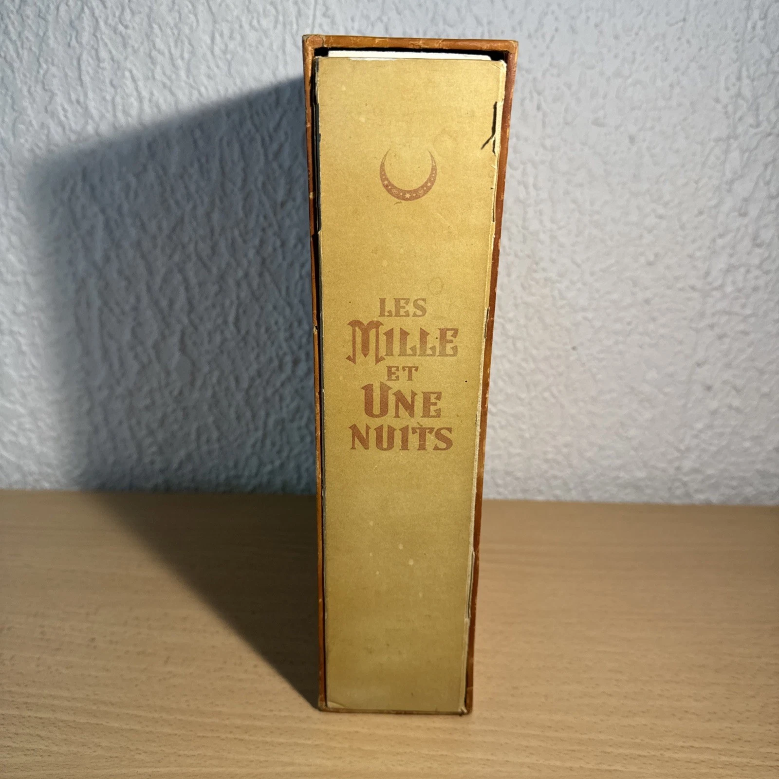 Livre Ancien Les Miles Et Une Nuits Édition Athena