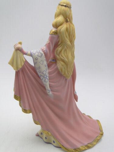 1990 Lenox 9in Figurine "Guinevere" hand painted gold trimmed porcelain woman - Picture 3 of 7