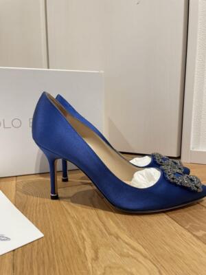 MANOLO BLAHNIK Hangisi 90 Blue Satin Jewel Buckle Pumps Size
