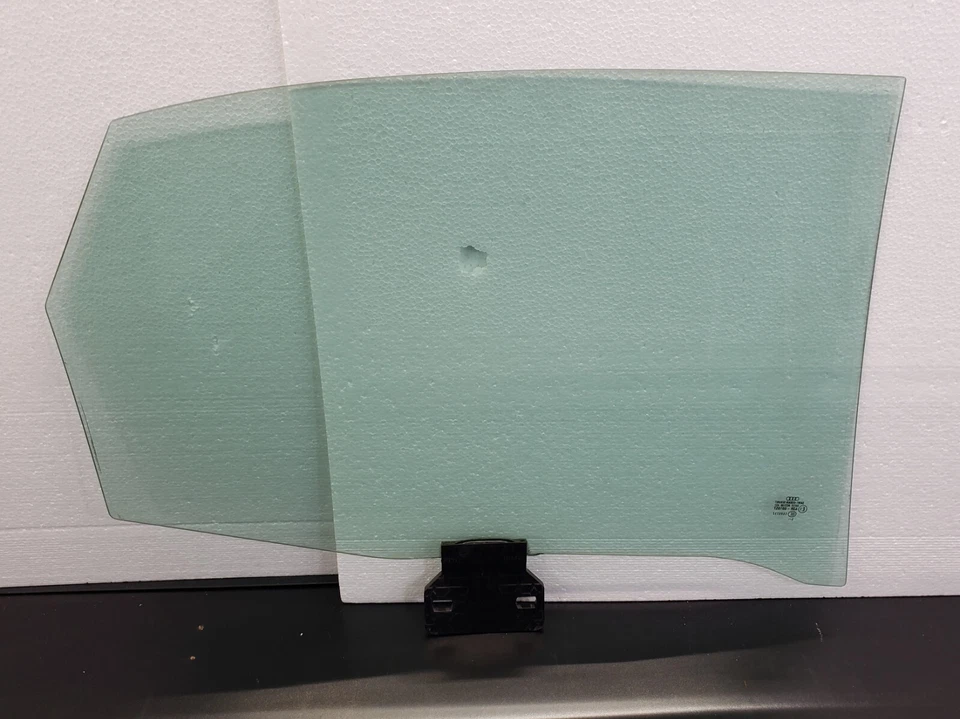 2002 - 2008 Audi A4 Quattro Rear Left Door Window Glass OEM 8E5845025C - Image 2 of 4