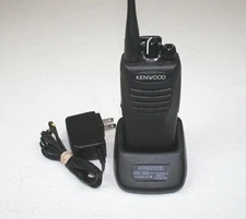 Kenwood TK-3402 TK3402U Radio UHF 450-520 MHz 16 Channel 5 Watt