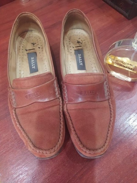 Women Bally Loafers Brown Suede 39