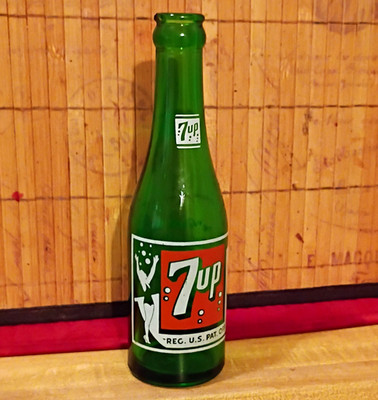 7UP 1940's Green Glass Soda Bottle 7 fl oz Seven-Up Bottling Co 1947 Omaha NE