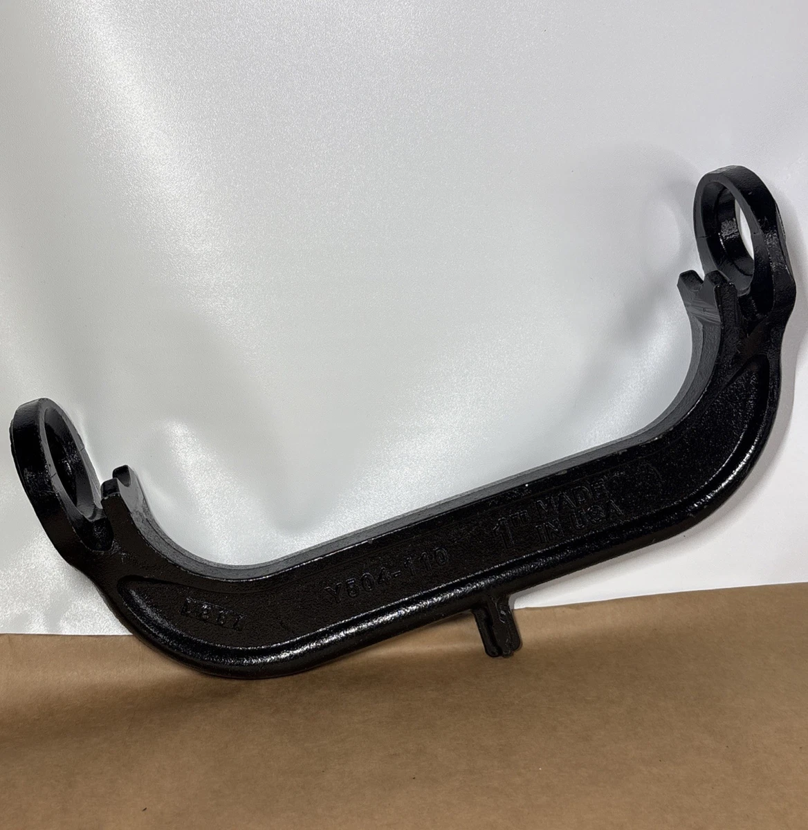 Cast Iron Y504-110 1” Water Meter Yoke Cast Iron Threaded photo 1