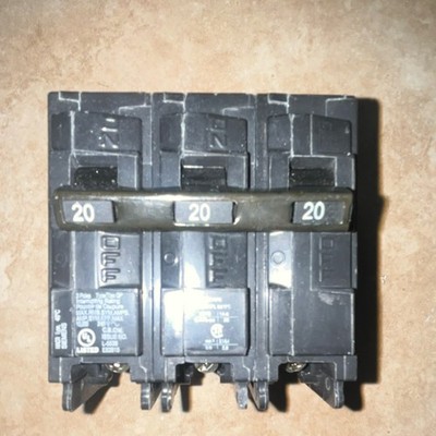 Siemens B320 Circuit Breaker 20A 3-Pole 120/240V AC Trip Indicator