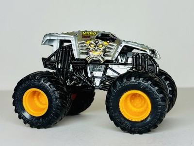 Monster Jam Hot Wheels Max-D Silver Metal Truck Orange Wheels MAXD Mud ...