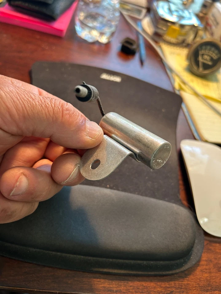 Camión Mustang F-100 1965 Falcon Fairlane como nuevo Ford radio condensador C5Az 18827 A Foto 4 de 4