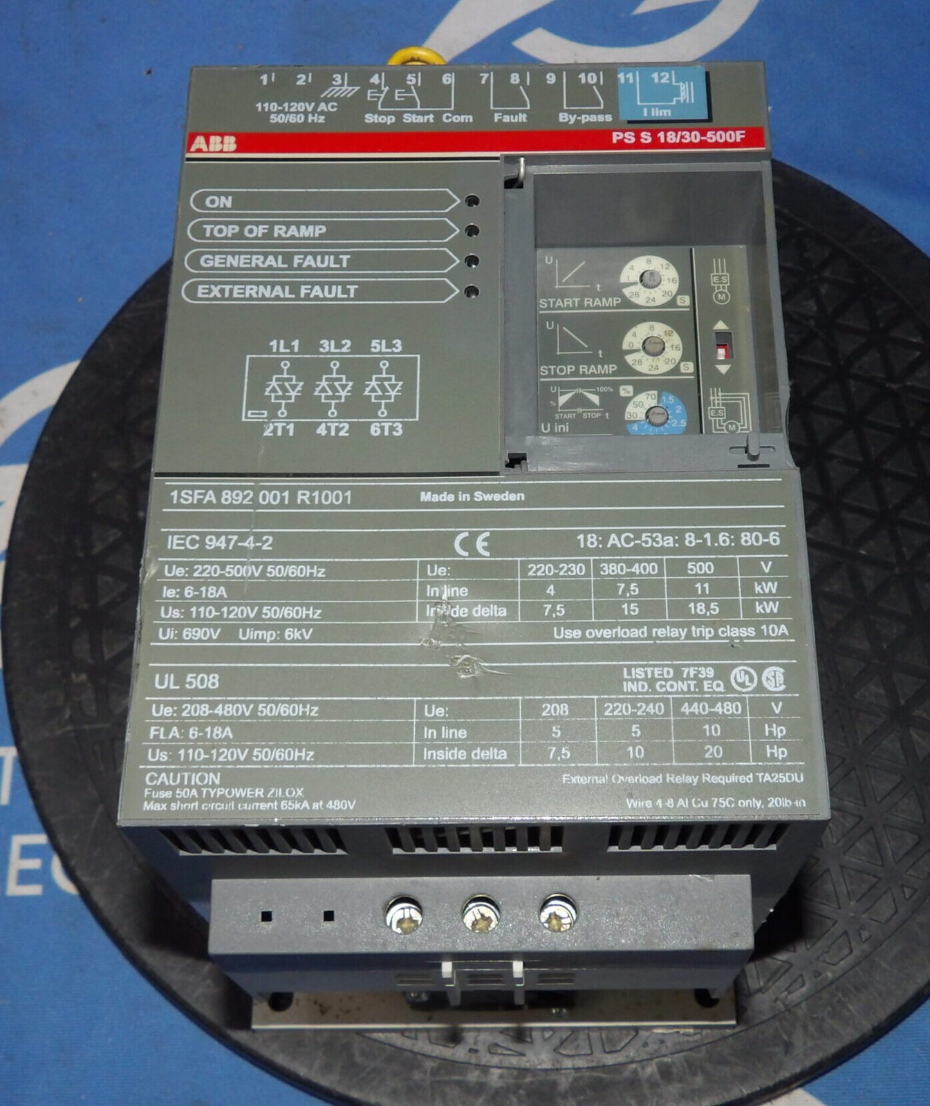 ABB PSS18/30-500F 1SFA892001R1001 18/30A LINE VOLTAGE: 208-500 V Soft Starter...