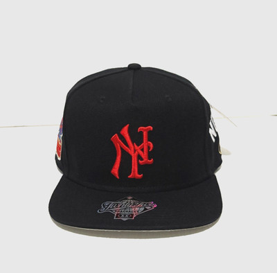 Twnty-Two New York Yankees x Mets split Fvcking City SnapBack Hat Black / Red