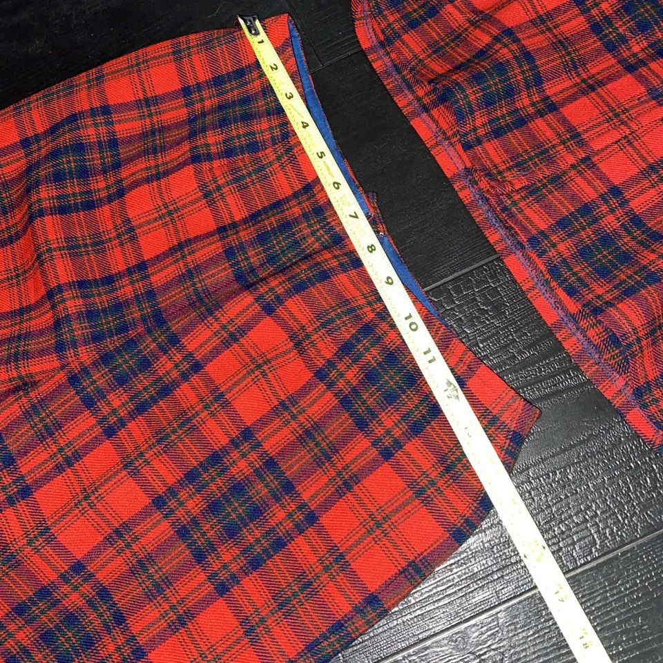 Pendleton Holiday Red Plaid Pant Suit Set Wool Modern Day Size 4 Or 6 Vintage 12 - Image 3 of 4