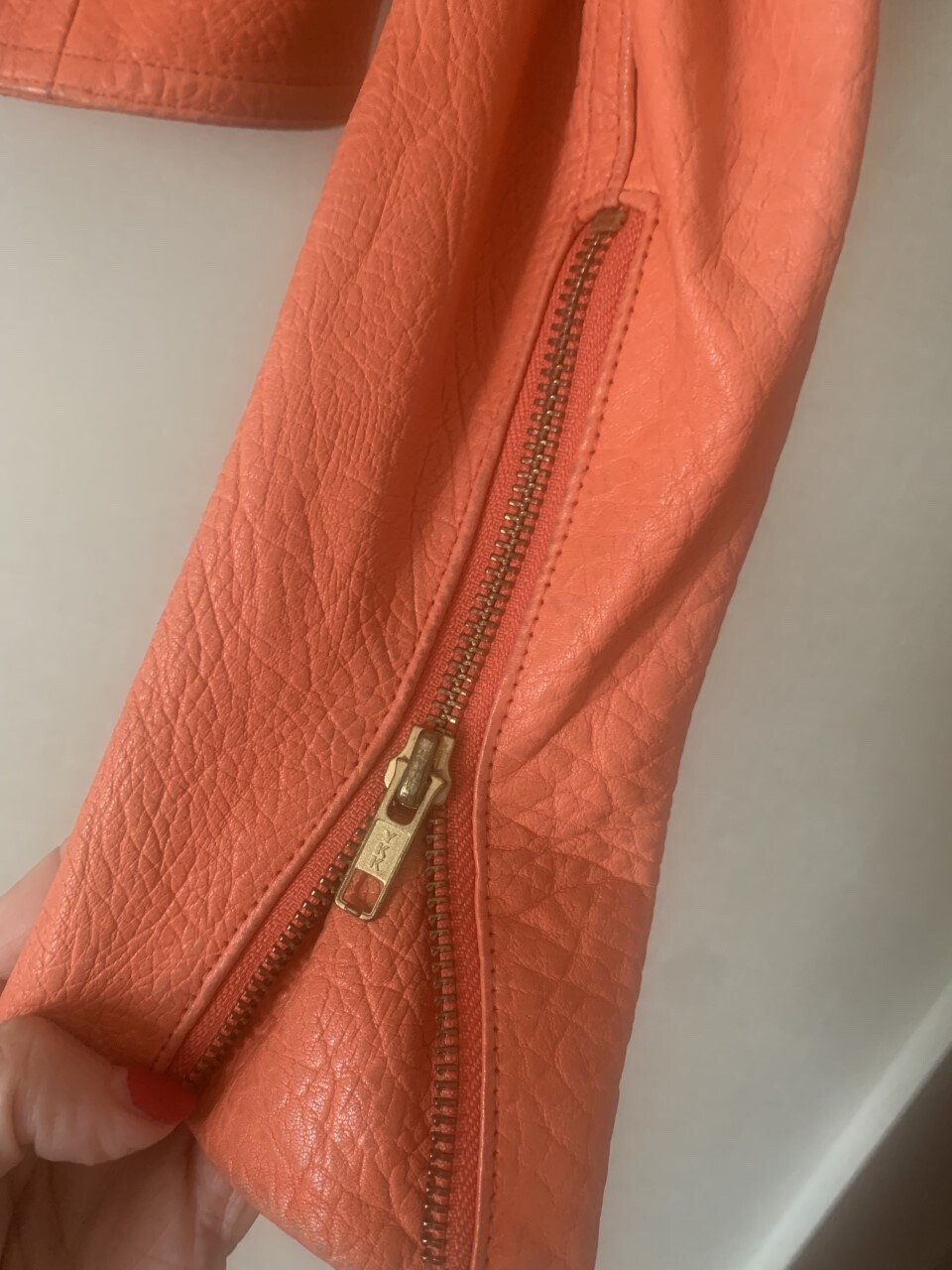 GENUINE THEORY LEATHER PEACH/ORANGE 