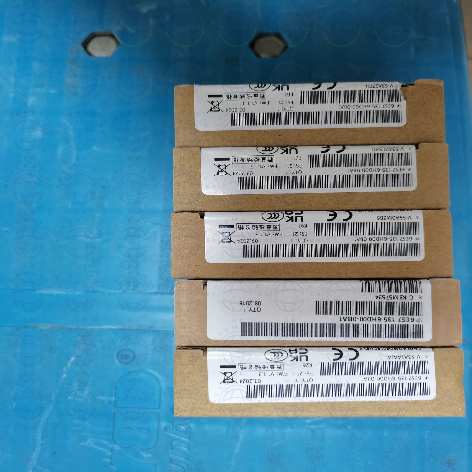 Free shipping 1PC NEW Siemens 6ES7135-6HD00-0BA1 1 Year warranty