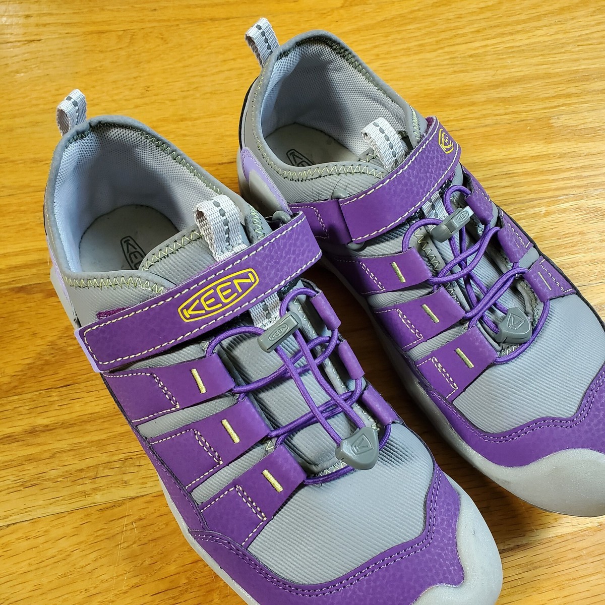 New KEEN Knotch Hollow Sneakers Kids Youth Athletic Purple Shoes