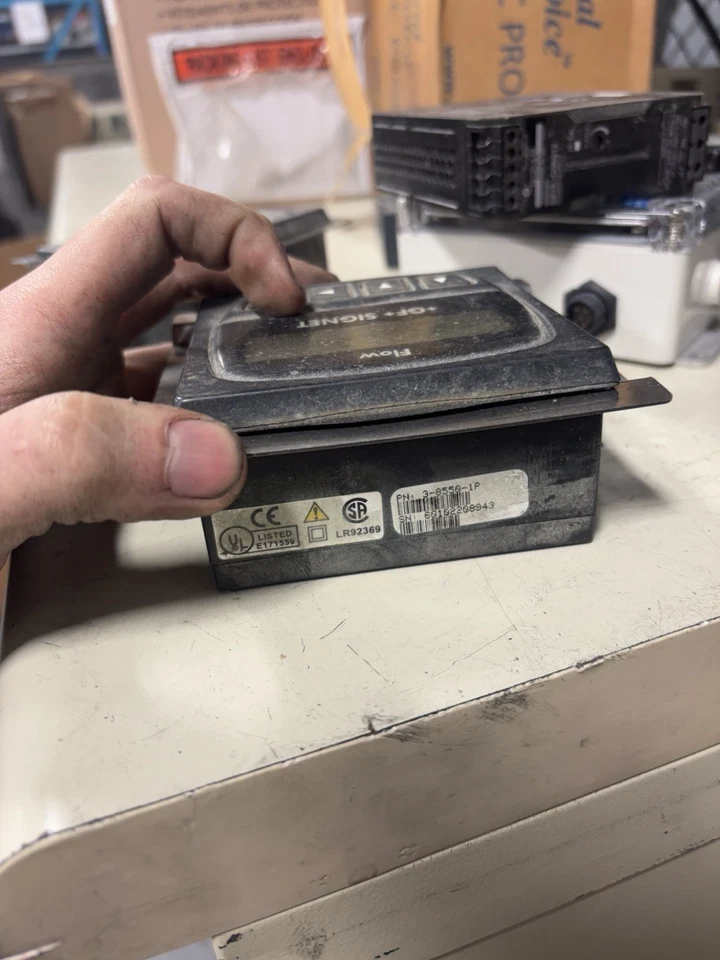 +GF+ Georg Fischer Signet 3-8550-1P ProcessPro Transmitter Flow Panel USED - Image 2 of 2