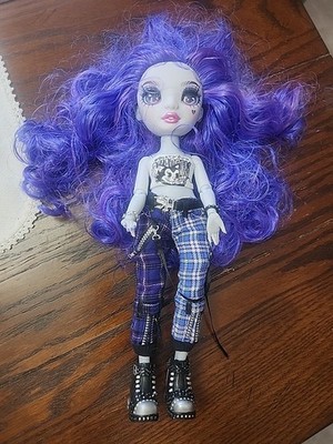 Rainbow Vision Shadow High Neon Uma Vanhoose Fashion Doll