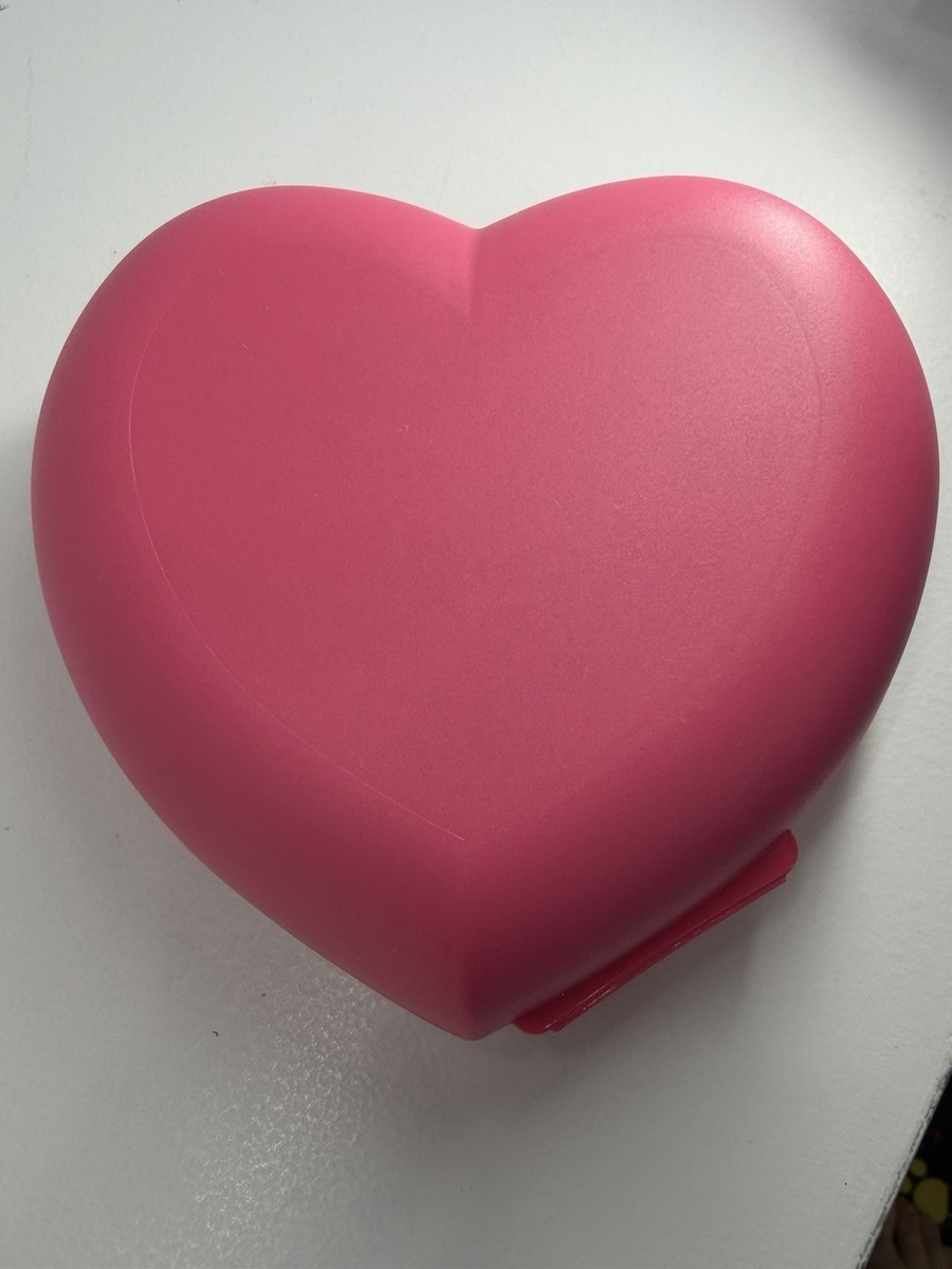Tupperware Pink Heart Hinged One Piece Plastic Storage Container