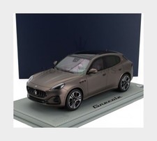 BBR Maserati Grecale Folgore Suv 2022 Con Vetrina With Showcase 1:18 P18243A-VET