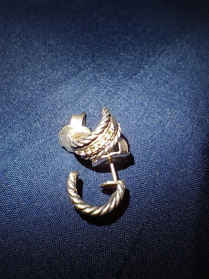 Pendientes Huggie Vintage David Yurman Pequeño Pavé de Diamantes .24ct 925 Esterlina Foto 3 de 4