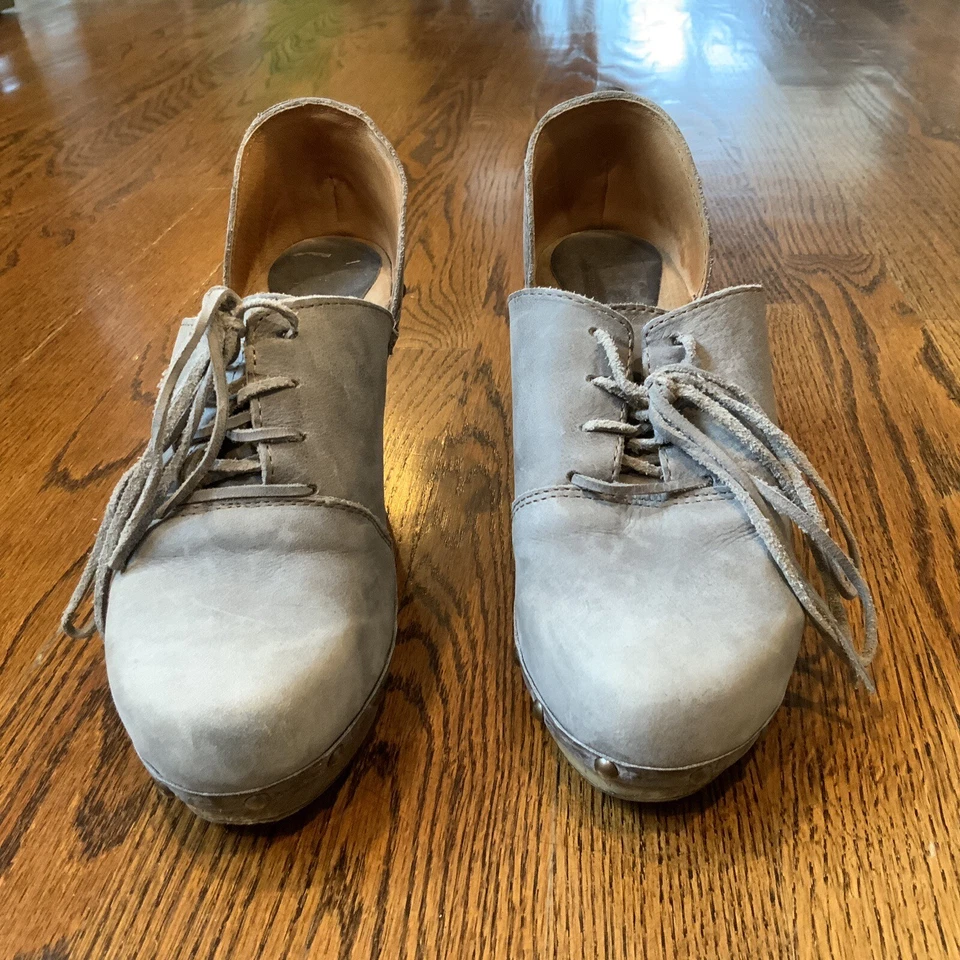 Zapatos para mujer Sanita Theodora de cuero gris con cordones tachonados tacones de madera talla 38 7-7,5 Foto 2 de 4