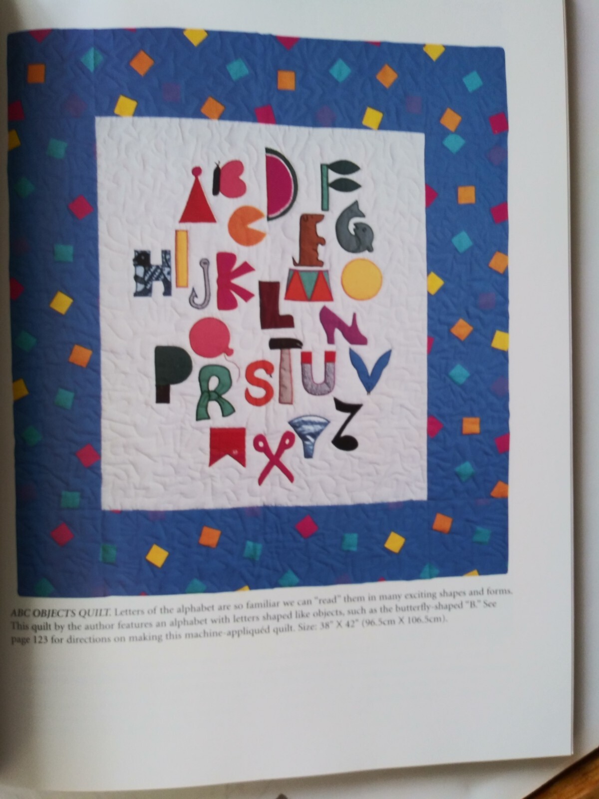 Quilting/Sewing: Alphabet Embroidery & Stitchery, Hand or Machine (BK2124)