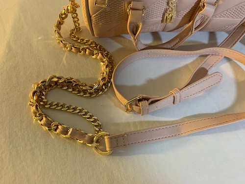 Rare Steve Madden Round Circular Barrel Crossbody Bag Pink & Gold Chain Strap - Picture 2 of 7