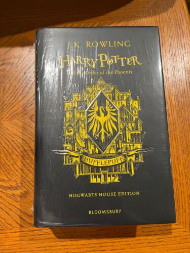 Harry Potter and the Order of the Phoenix Hufflepuff House Edition HC RARE NEW
