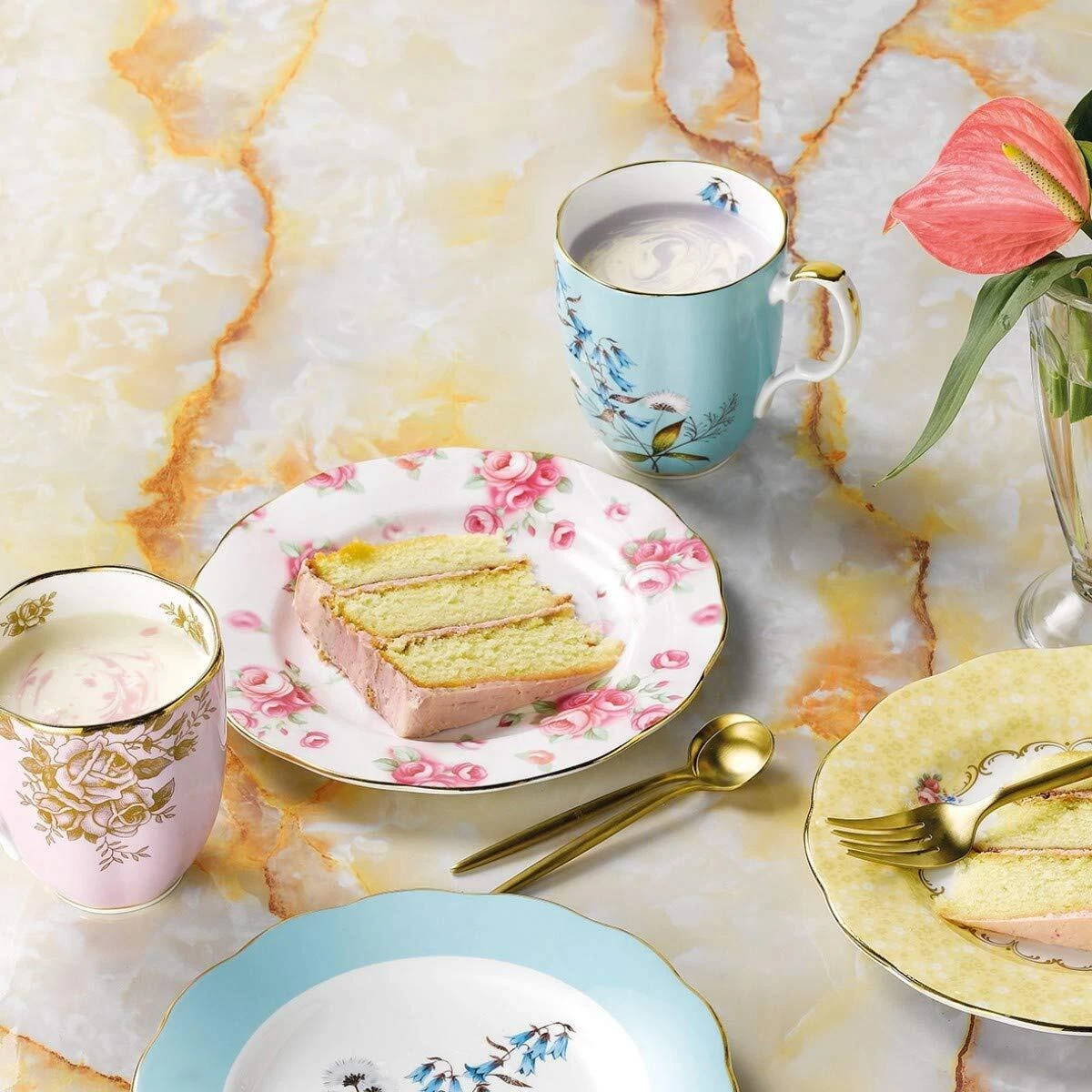 Royal Albert 100 Years 1950 1990 10 Piece Set Mug Plate 8