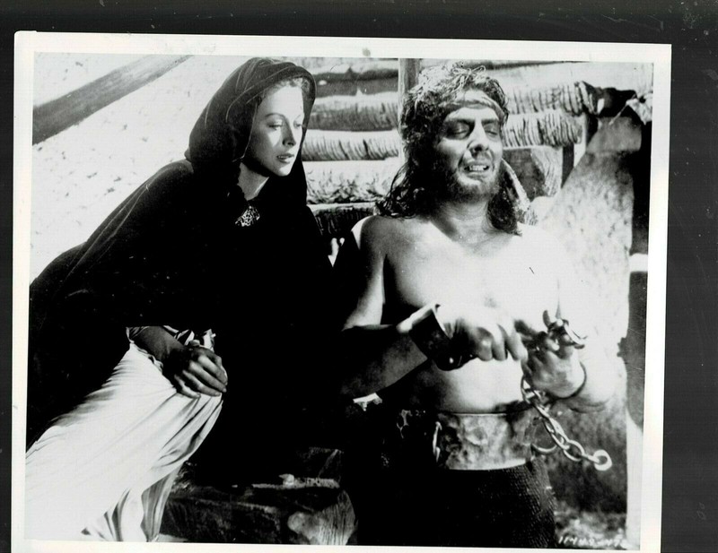 SUPER RARE!! 8X10 1949 ORIGINAL SAMSON & DELILAH HEDY LAMARR-VICTOR MATURE PHOTO
